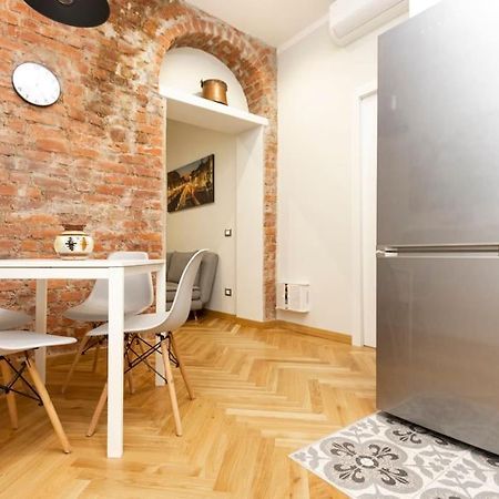 The Italian Design - 10 Minutes To Duomo Apartment Milan Exterior photo