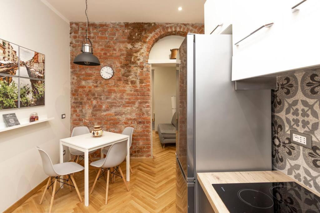 The Italian Design - 10 Minutes To Duomo Apartment Milan Exterior photo